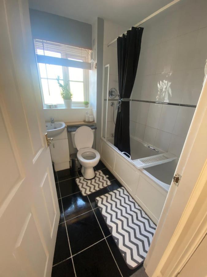 Inshes Inverness City Apartments - Modern & Bright Apartment Close To Raigmore Hospital & Shops المظهر الخارجي الصورة
